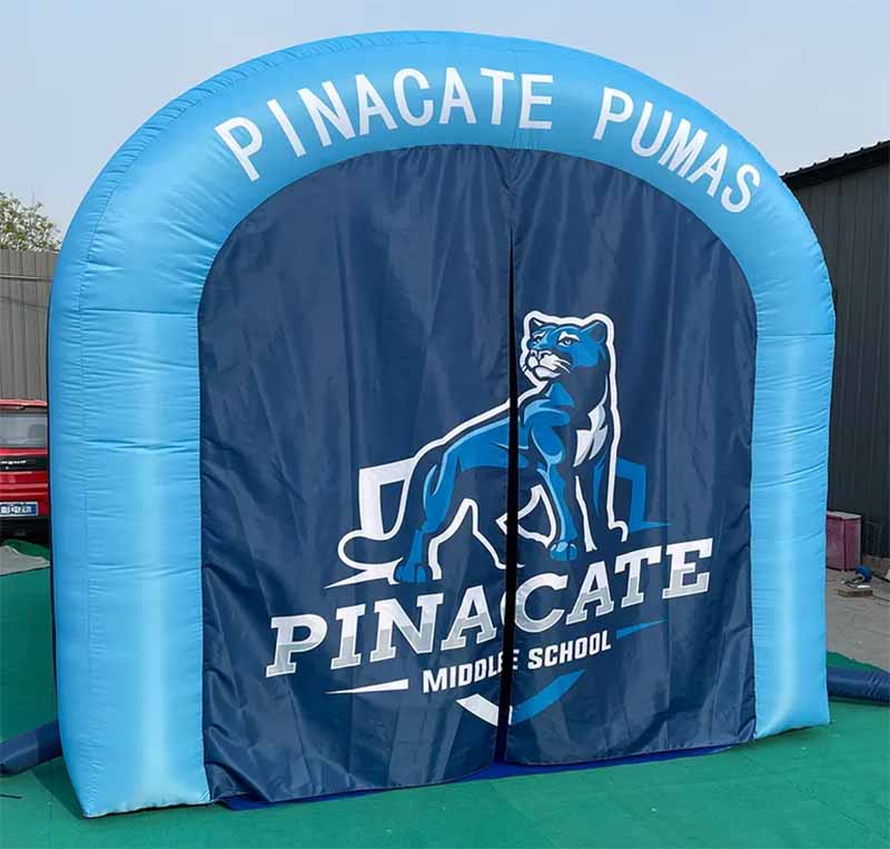 Inflatable Football Tunnel & Helmet - Image 4