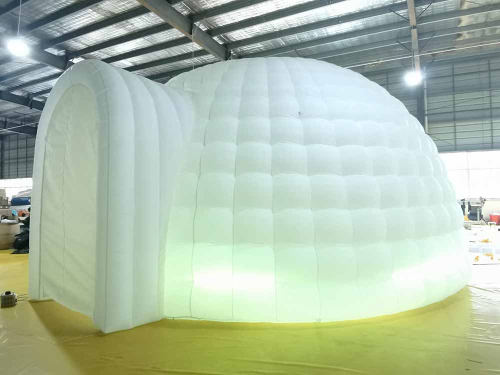 Inflatable Igloo With LEDs - Image 5