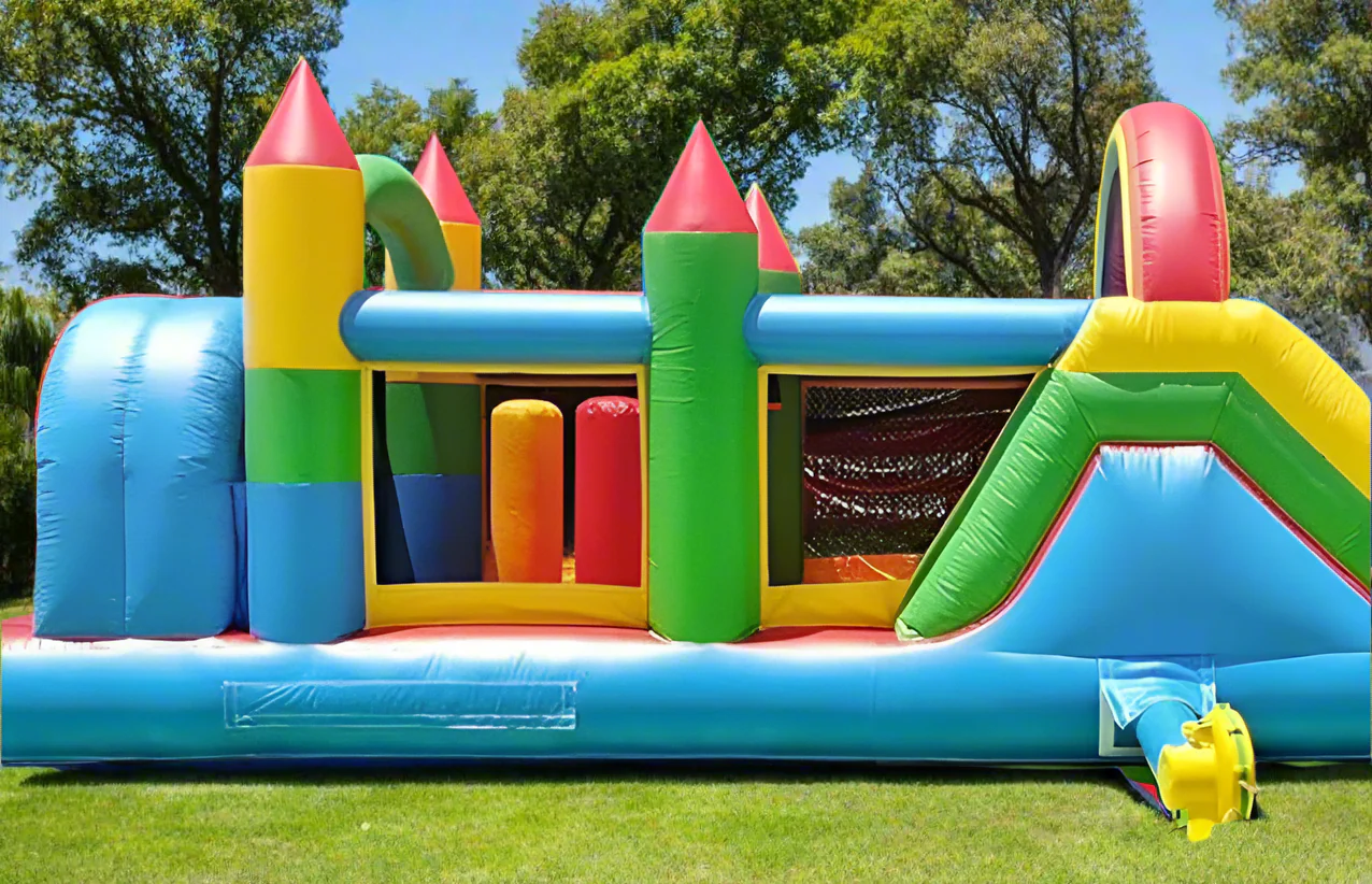 Wet/Dry Inflatable Obstacle Course With Pool - Image 4