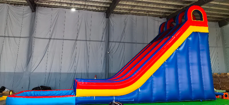 Double Lane Inflatable Water Slide With Large Pool - Image 4
